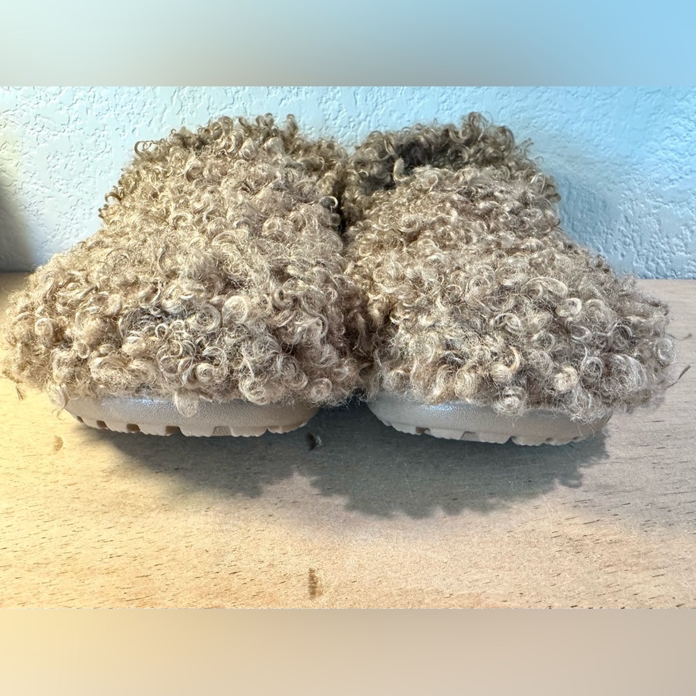 Crocs New! Classic Doodle Fur Lined Clog In Sepia Juniors/Youth Sz 2 Slip Ons - Picture 10 of 11